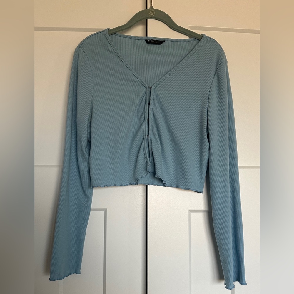 SHEIN Women’s Long Sleeve Crop-Top with Front Hook Closure
